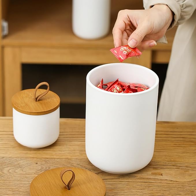 Ceramic Storage Jars, Modern Airtight Canisters with Wooden Lid (White medium) | Elegant Small Food Storage Jar, Suitable For Kitchen, Spice, Tea, Vanilla, Sugar, Coffee Beans, White 800ML