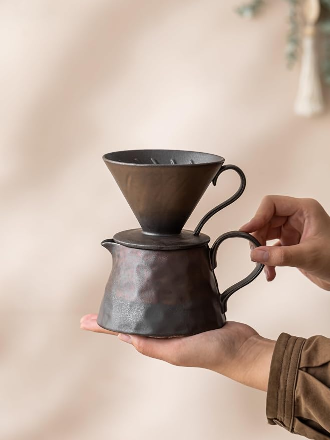 Pour Over Coffee Maker,Ceramic Coffee Maker With 40 pcs Paper Filter,15oz/450ml Ceramic Pour Over Coffee Dripper (Retro gold)