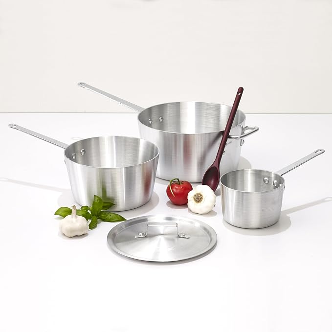 Winco 4 1/4 qt Heavy-Duty Tapered Aluminum Sauce Pan, 4.25 qt | Tapered sides, Heavy-duty, Riveted handle, Hanging hole, Great for Cooking and Food Preparation