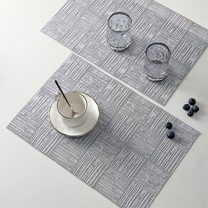 Placemats Set of 4 Plastic Vinyl Place Mats for Dinner Table, No-Slip Wipeable Table Mats Daily Use Patio Kitchen Decoration (18"x12", Grey)