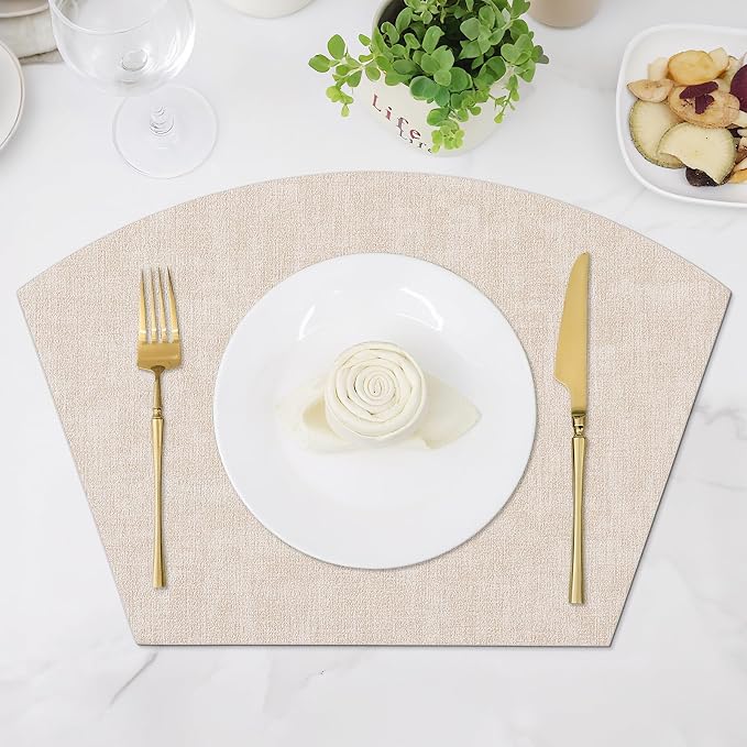 Homaxy Wedge Faux Leather Placemats for Round Table, Set of 4, Beige | Waterproof Wipeable Washable Table Mats, Easy to Clean Anti-Slip Place Mats, 11.8" x 17"
