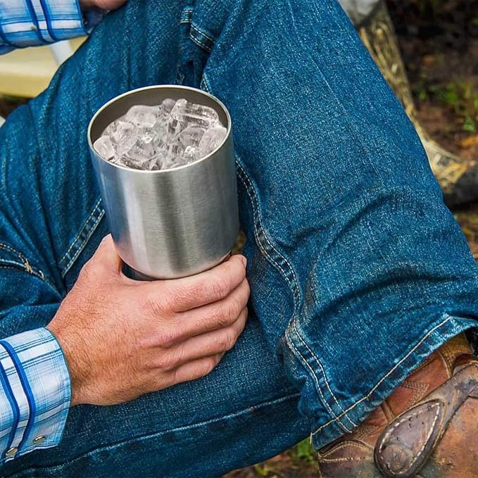 YETI Rambler 20 oz Stainless Steel Vacuum Insulated Tumbler w/MagSlider Lid