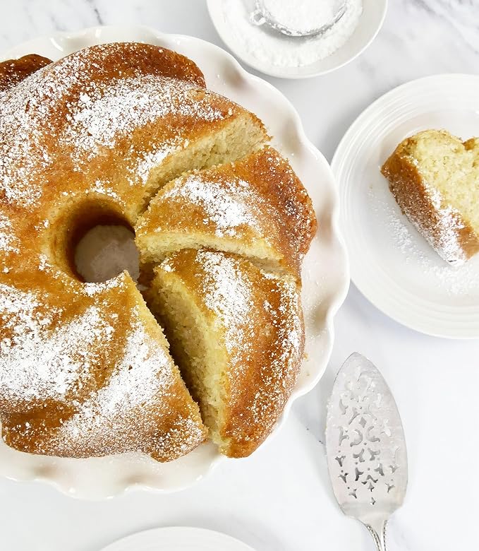 USA Pan Global Swirl Tube Cake Pan
