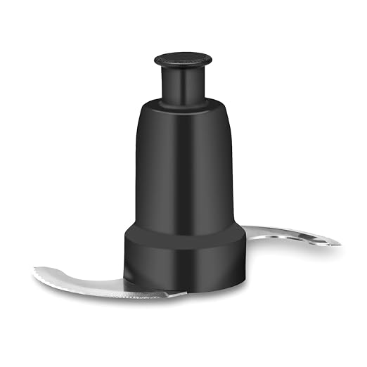 Waring Sealed & Serrated S-Blade for WFP14S, WFP14SC Food Processor | Precision S-blade chops, mixes, purees, and grinds ingredients for versatile food preparation.