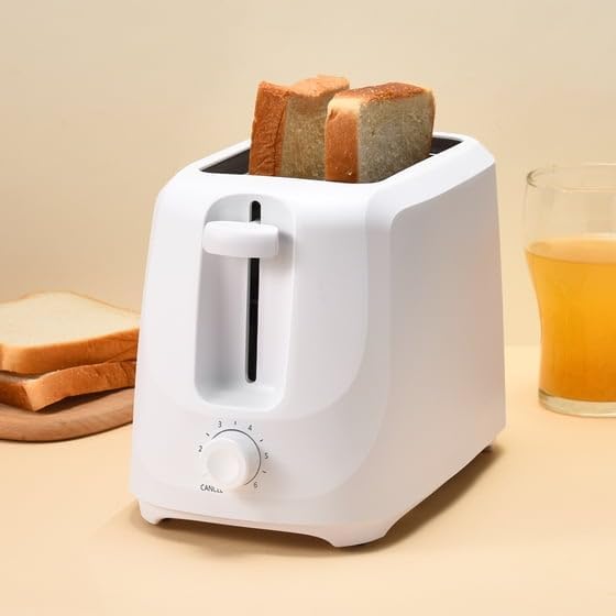 M'ainStay 2-Pocket Toaster, Arctic White, 6 Shade Settings, Self-Centering Guides, Removable Crumb Tray
