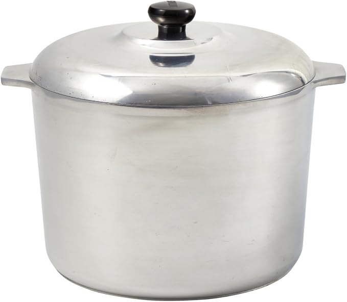 IMUSA USA Heavy Duty Cajun Aluminum Stock Pot 14 Quart, Silver | Brushed Finish, Side Handles and Bakelite Knob with Lid, Ideal for Soups and Stews, Great for Large Meals