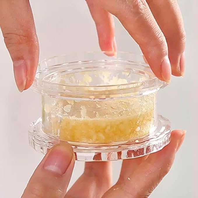 Transparent Manual Garlic Twist, Multi-Functional Mincer & Grinder for Garlic, Onion, Ginger, Herbs, Nuts, Impact Resistant Kitchen Gadget & Home Accessory (2PCS)