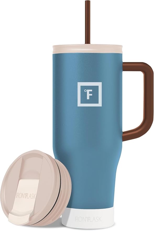 IRON °FLASK 40 oz Co-Pilot Insulated Travel Mug | Insulated Travel Mug with Straw & Flip Cap Lids - Cup Holder Fit, Leakproof, BPA Free, Protective Boot (Desert Oasis)