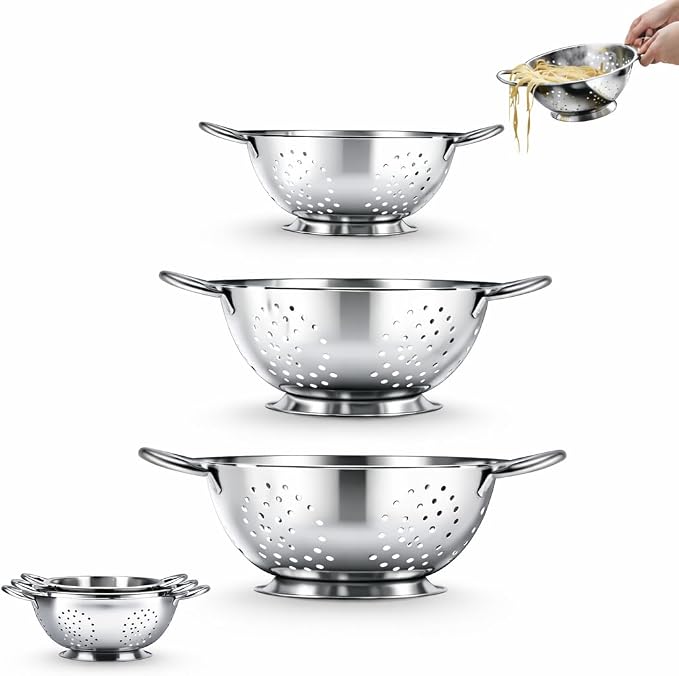 Amco 3-Piece Stainless Steel Colander Set, 1.5 Qt, 3 Qt & 5 Qt - Silver | Durable Strainers with Easy-Grip Handles for Pasta, Fruits, Vegetables & Salad, Fast Draining, Stackable, Dishwasher Safe