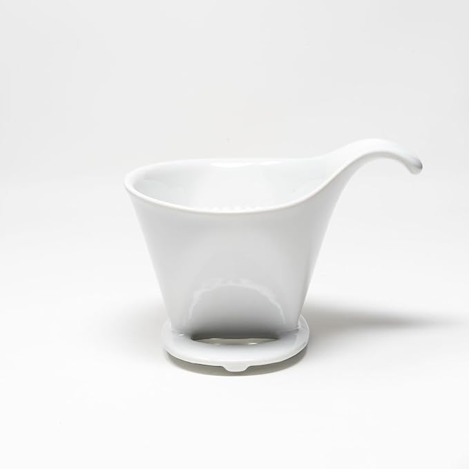 ZERO JAPAN - Bee House Pour Over Coffee Dripper - Ceramic Coffee Maker with Elegant Peek Hole, Drip Cone Brewer Coffee Gifts, Brewing Accessories - White, Standard Size