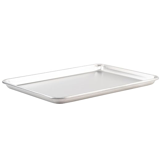 Winco 13" x 18" Aluminum Sheet Pan, 1/2 Size | Large flat baking surface, Reinforced rim prevents bending or warping, Great for Food Preparation and Restaurant Kitchens