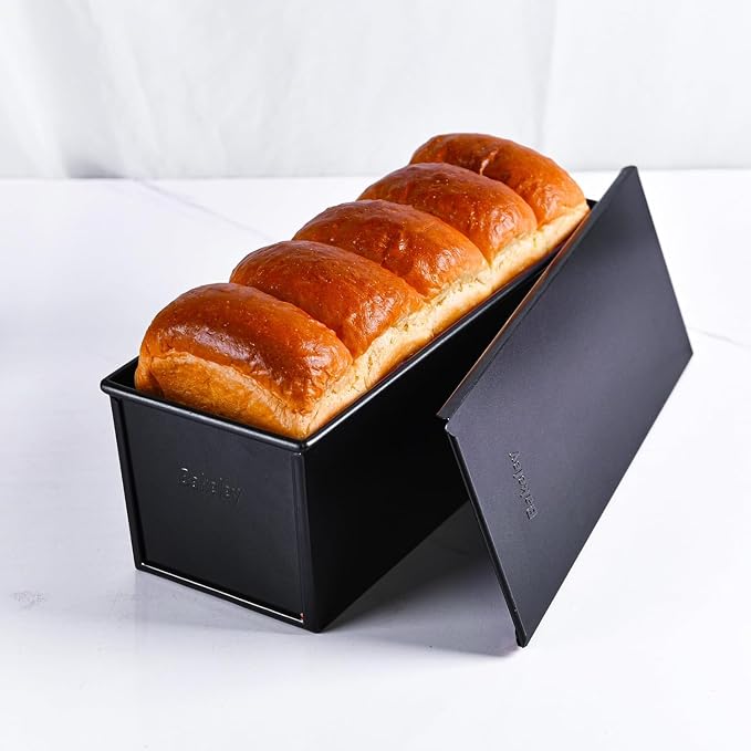 Commercial Pullman Loaf Pan with Lid, 2.2Lb Aluminum Dough Capacity Non-stick Rectangle Flat Toast Box for Oven Baking 13.6"×5.4"×4.7"(Black)