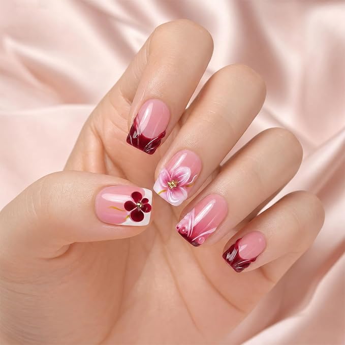 Handmade Press on Nails Gradient French Tip Short Square Acrylic Nails 10pcs Soft Gel Fake Nail Kit with Flower Designs Salon-Quality Muti-Layer Gel Hand Made Press on Nails for Women（M)