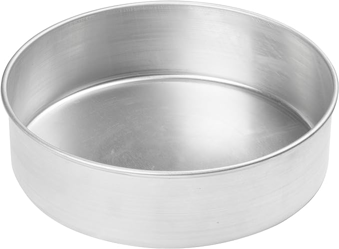 Winco 10" Red Heavy-Duty Round Layer Aluminum Cake Pan | Even heating, Great for Cooking, Food Preparation and Restaurant Kitchens