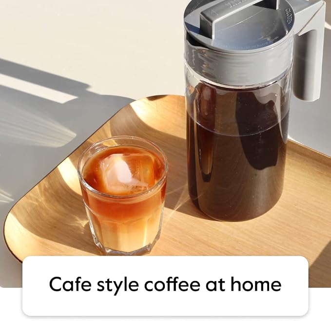 Takeya Deluxe Cold Brew Coffee Maker - BPA-Free Tritan Pitcher with Airtight Leakproof Lid, Silicone Grip Handle, Fine-Mesh Filter - Shatter-Proof, Dishwasher Safe, Made in USA - 1 Quart/White