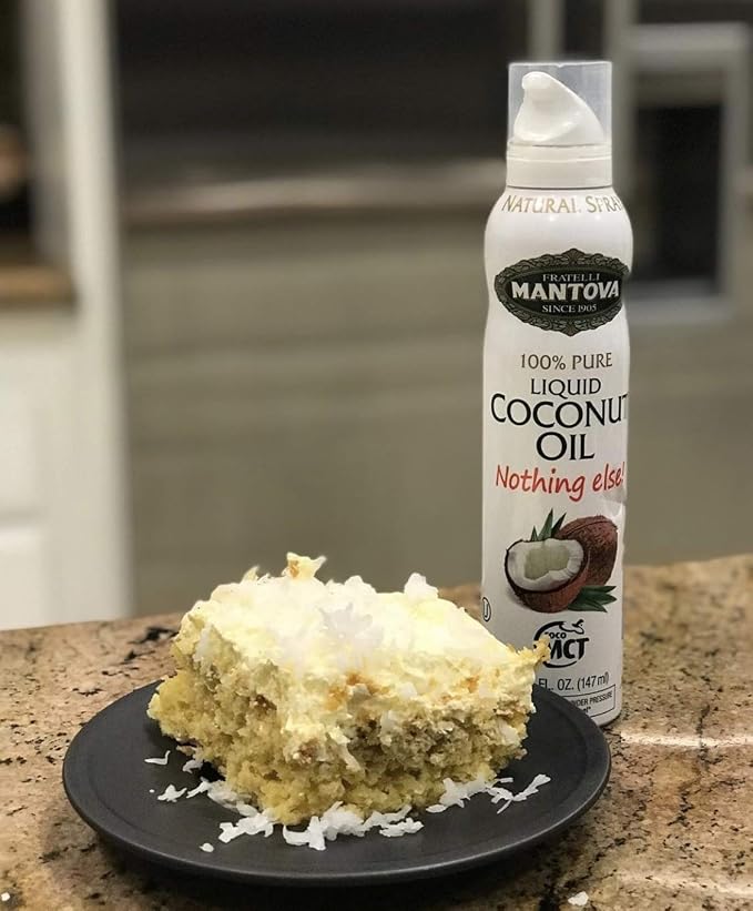Mantova Coconut Oil Spray, 100% Pure Cooking Oil, Ideal for Healthy Keto Snacks, Baking, Grilling, and Seasoning - Versatile Dispenser for Spray, Drip, or Stream with No Waste, 5 oz