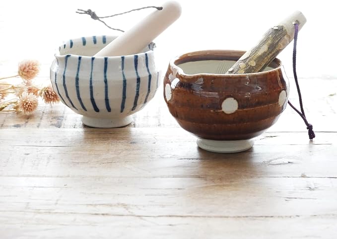 Traditional Japanese Mini Sesame Seed Grinder with Pestle - Mino Takada-yaki Ceramic - Deep Amber - Ideal for Dressings and Sauces (Candy Polka Dot Brown)