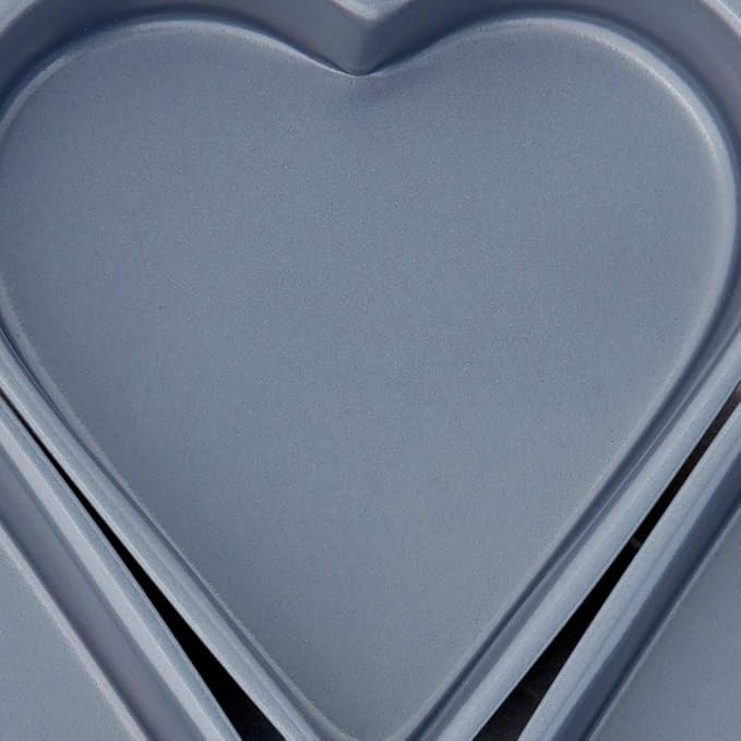 Fox Run Linked Heart Cake Pan, 4-Inch Hearts, Nonstick Heat Shaped Cake Pan | Makes 4 Mini Heart Cakes | Valentine's Day & Date Night Baking Pan | Consistent Results | 4 Inch Heart Shaped Cake Molds
