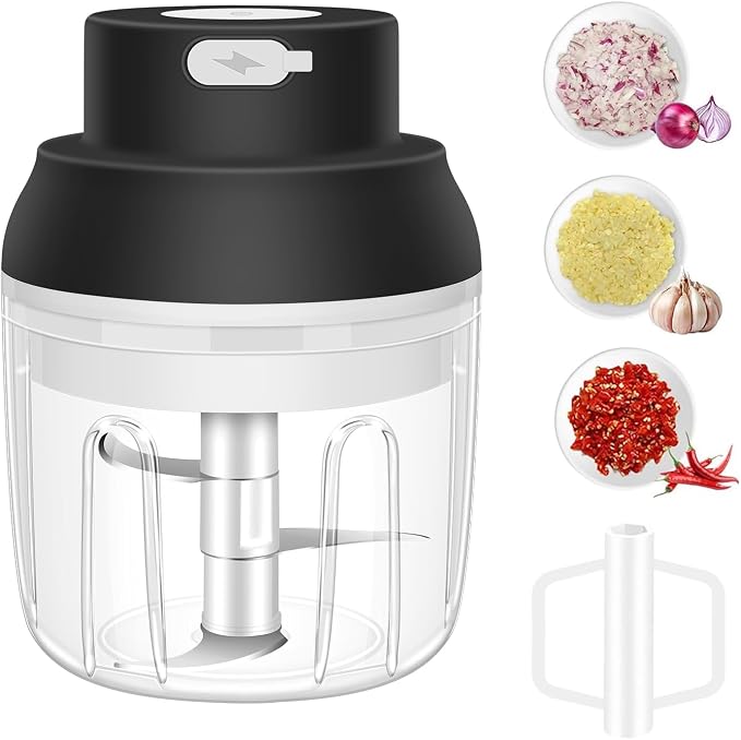 Electric Garlic Chopper, 250ML Garlic Mincer with Egg Beater | Mini Portable Vegetable Chopper, Onion Grinder Masher, USB Small Food Processor for Veggie, Garlic, Ginger, Chili(Black)