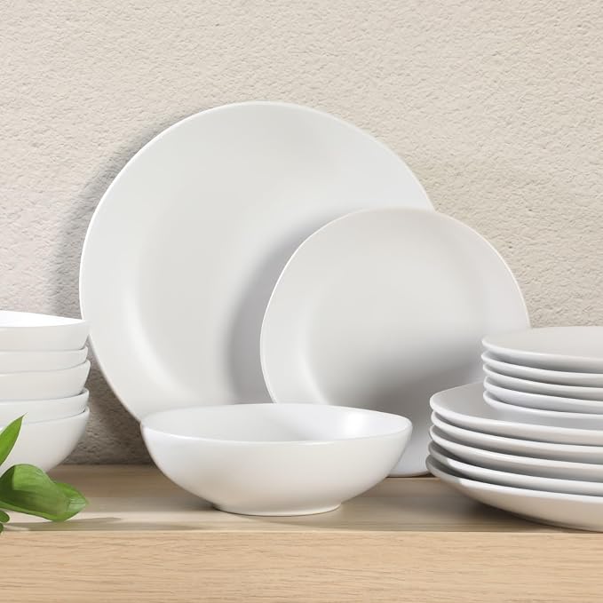 Gibson Home Bethel 18 Piece Plates and Bowls Ceramic Stoneware Organic Shape Dinnerware Set (Service for 6) - Matte White