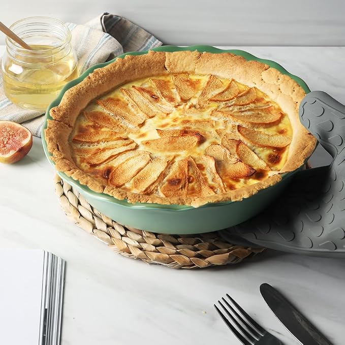 Sweejar Ceramic Pie Pan, 10 Inches Round Baking Dish for Dinner(Green) | Non-Stick Plate With Soft Wave Edge for Apple, Pumpkin, Pot Pies