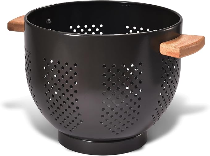 Metal Colander with Wood Handle and Stable Base, Powder Coated Steel Kitchen Strainer Basket for Draining Pasta, Vegetable and fruit (5.5quart,Bright Black)