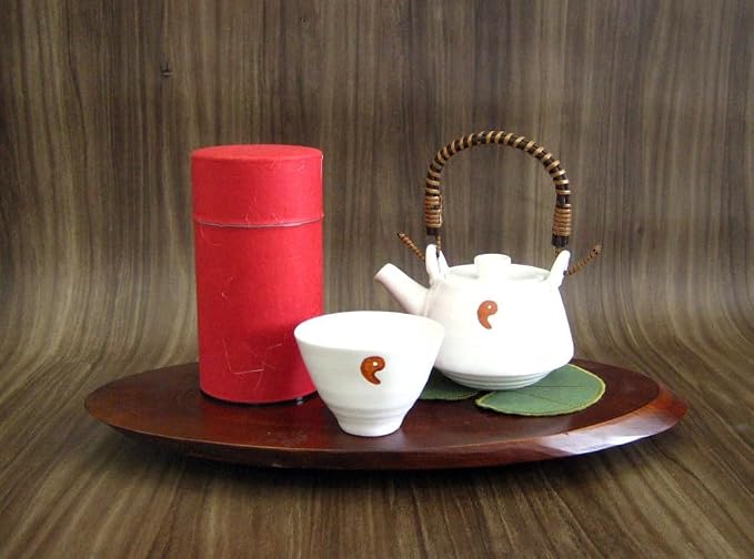 Japanese Pokkan Matcha Coffee Spice Tea Tin Canister Washi Paper Storage with Lid 7.05 oz Capacity (Unryugami Red)