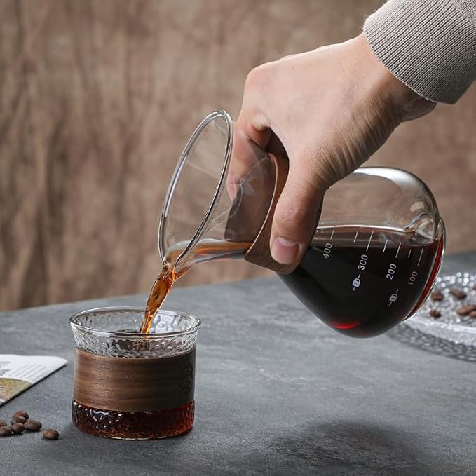 BeeCa Pour Over Coffee Maker Set, 2 Cup 400 ml/13.5 oz Carafe | Reusable Filter, Borosilicate Glass Carafe, Walnut Non-slip Collar, 2-cup Portable Brewer, BPA-free & Eco-friendly