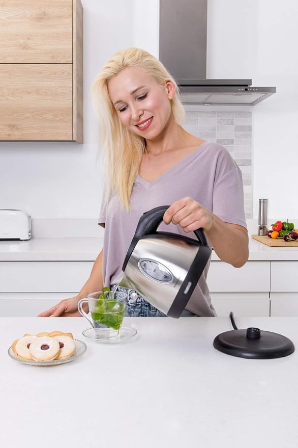 Moss & Stone Stainless Steel Electric Kettle, 1.2L Cordless 1500W | Small, portable hot water tea kettle, fast boiling pot, boil-dry protection, auto shut-off