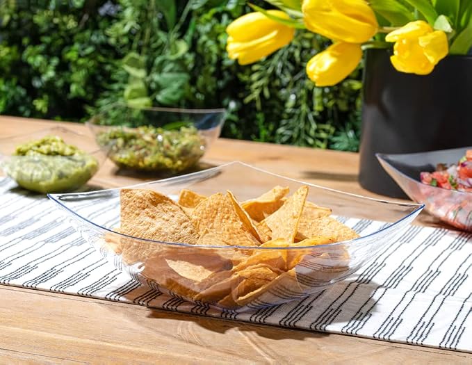 4 Pack Disposable Clear Plastic Serving Bowls Square Party Candy Use 64oz | Square Design. Disposable Party Tableware. Salad, Fruit & Candy Use. Candy Buffet Containers. Clear Plastic.