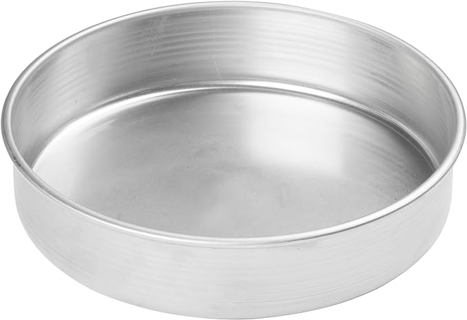 Winco 9" Red Heavy-Duty Round Layer Aluminum Cake Pan | Even heating, Great for Cooking, Food Preparation and Restaurant Kitchens