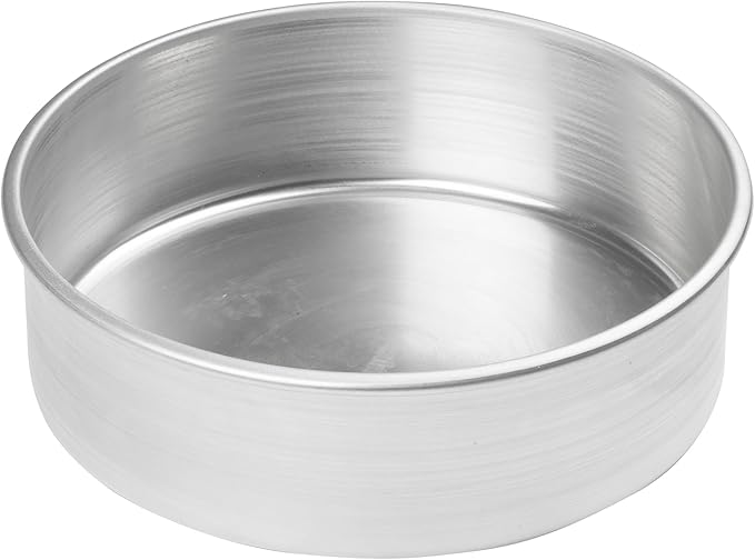 Winco 9" Red Heavy-Duty Round Layer Aluminum Cake Pan | Even heating, Great for Cooking, Food Preparation and Restaurant Kitchens
