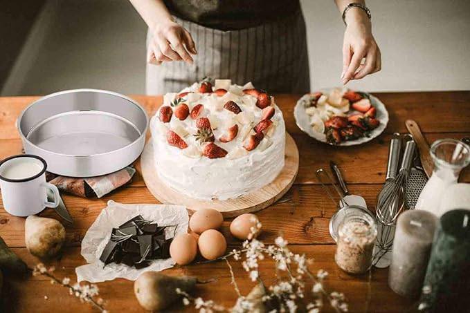 TeamFar 8 Inch Cake Pan Set of 2, Round Layer Cake Baking Pans Tins | Stainless Steel Bakeware Cake Pans for Birthday Wedding Party, Non-Toxic & Mirror Finish & Dishwasher Safe