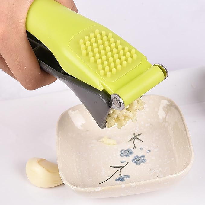 Garlic Press Machine, 7 Inch Plastic and Stainless Steel Random Color Garlic Grinding Tool for Kitchen and Outdoors (1)