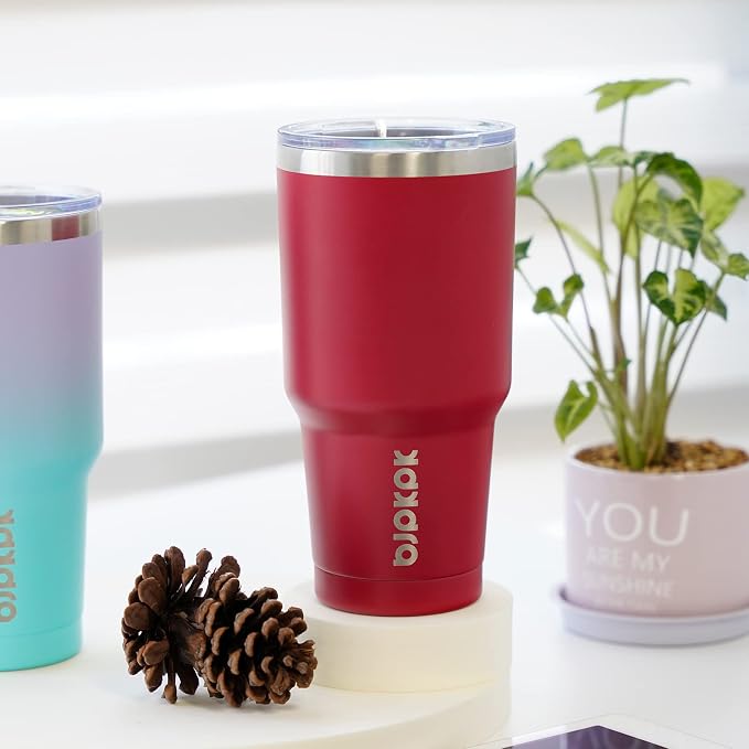 BJPKPK 30 oz Tumbler with Lid and Straw, Insulated Stainless Steel Cup | Double Wall Vacuum, BPA Free, Leak Proof, Keeps Hot/Cold, Travel & Beach Ready, Car Holder Fit, Red