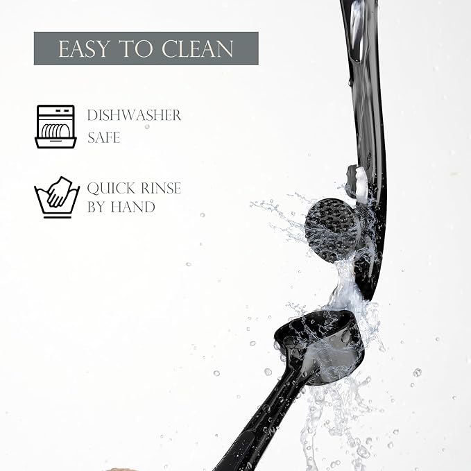 Premium Garlic Press, Professional Garlic Mincer, Easy to Squeeze and Clean, Rust Proof, Efficient Ginger Crusher - Black