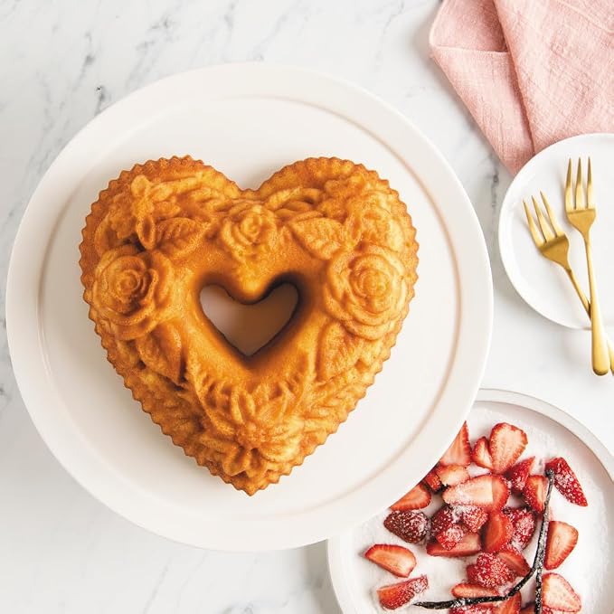 Nordic Ware Wildflower Heart Bundt, 6 Cup, Toffee