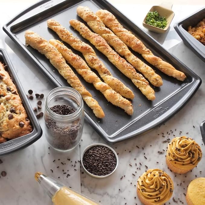 Wilton Platinum Non-Stick Baking Sheet, Made Without PFAS, 10 x 15 in. | DURALAST Silicone Infused Double Coating, 5X More Durable with Anti-Warping Technology, Perfect for Cookies & Sheet Baking