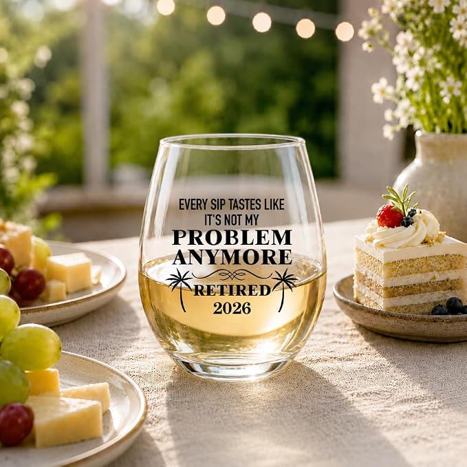 Retired 2026 Wine Glass for Women Men, Funny Retirement Stemless Wine Glass, 2026 Retirement Party Decoration, Farewell Gifts for Coworker Boss Grandpa Mentor