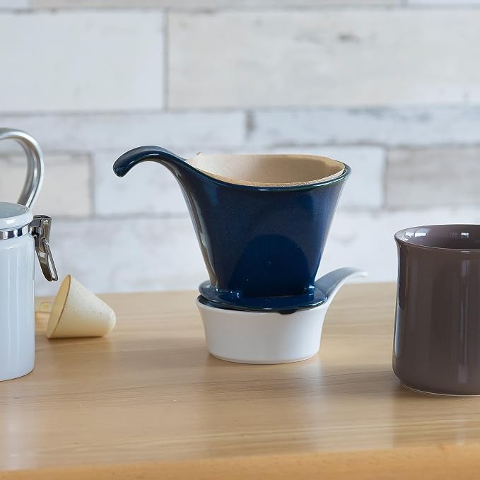 ZERO JAPAN - Bee House Pour Over Coffee Dripper - Ceramic Coffee Maker with Elegant Peek Hole, Drip Cone Brewer Coffee Gift, Brewing Accessories - Yellow Pepper, Standard Size
