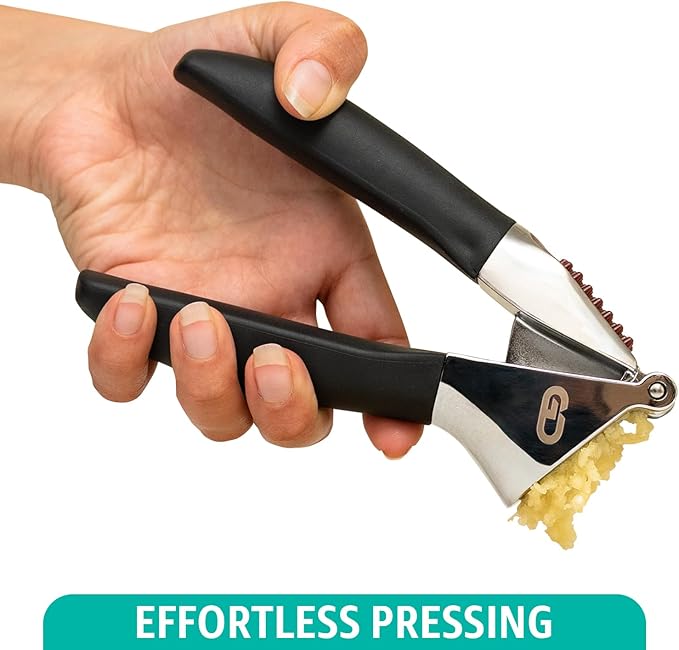 Garlic Press Set – Heavy Duty Garlic Crusher & Mincer | No Peel Required | Easy Squeeze & Clean | Ergonomic Handle | Ginger Press – Silicone Peeler & Cleaning Brush | Large Chamber Kitchen Tool