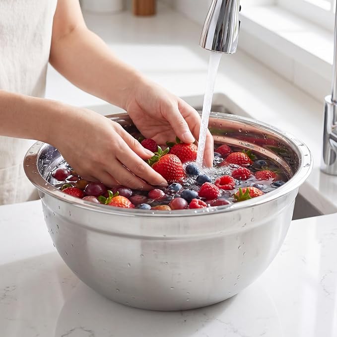 7PCS Stainless Steel Mixing Bowls, Airtight Lid Storage Set | Stackable Nesting Design Suitable For Mixing, Baking, Food Prep, Salad Serving And Refrigerator Storage. Dishwasher Safe.