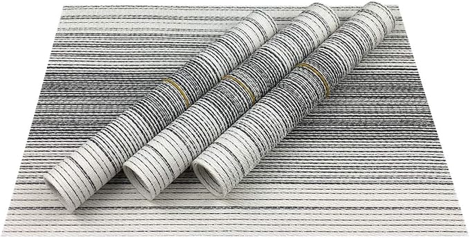 WAZAIGUR Placemats Set of 4, Woven Vinyl Table Placemats, Black with White | Placemat, Blending Color Durable Washable Place Mats Indoor Outdoor Heat-Resistant Anti-Skid Kitchen Dining Table Mats