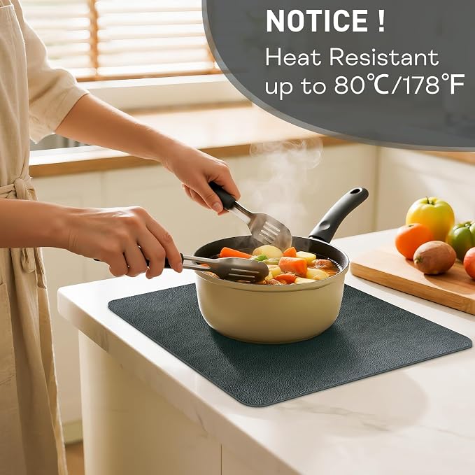 Faux Leather Placemats Set of 6 Heat Resistant Table Mats 17×12 Inch | Waterproof & Wipeable Place Mats Set of 6 Dual Sided Table Placemats for Kitchen Dining Indoor & Outdoor 43×30 CM Dark Grey