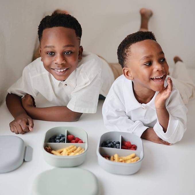 mushie Kids Bento Lunch Box | 3-Compartment & Removable Divider + Fork & Spoon Utensils | Great For Meals, School, Snacks On-the-Go | Dishwasher Safe (Cloud)