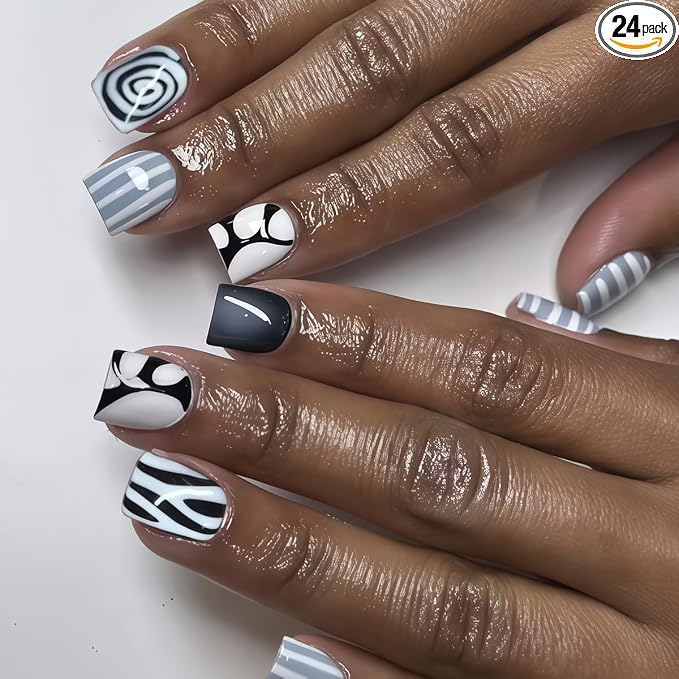 WLGDLH Press on Nails Short Square Fake Nails Press ons Nail Art Tips with Blue Stripes Black White Irregular Lines Design Cute Glossy False Nails Full Cover Repeatable Glue on Nail for Women 24Pcs