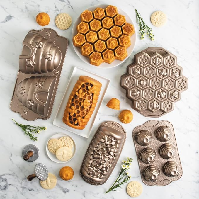 Nordic Ware Honey Hive Loaf, 6 Cup, Toffee