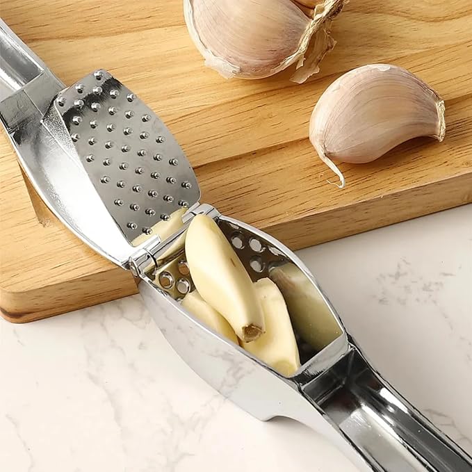 Garlic Press, Garlic Peeler and Cleaning Brush as 1 Set, Heavy Duty and Rust Proof Garlic Press Made of 304 Stainless Steel for Home and Kitchen Tools, Easy to Use & Dishwasher Safe