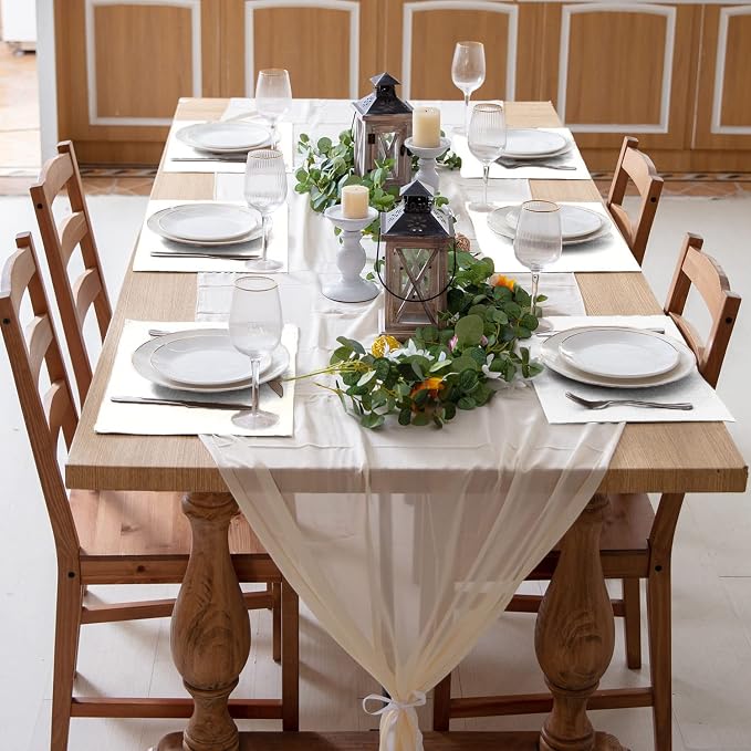 Cloth White Placemats Set of 8, Linen Type Fabric Placemats Machine Washable Heat Resistant Placemats Polyester Place Mats for Halloween, Thanksgiving and Christmas Dining Table (White)