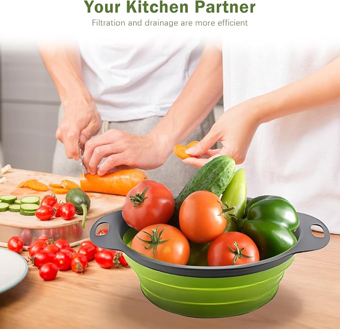 Collapsible Colander Set of 2, Space Saving Foldable Kitchen Strainer Baskets with Non-Slip Base, Thickened PP+TPE Collapsible Strainers for Pasta, Vegetables, Fruits, Rice (Green)